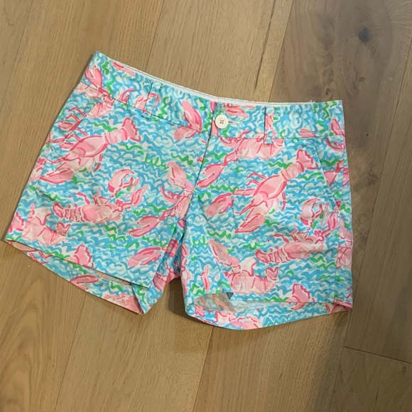 Lilly pulitzer callahan shorts lobstah roll size 0 vguc due to age. No flaws - Picture 1 of 2